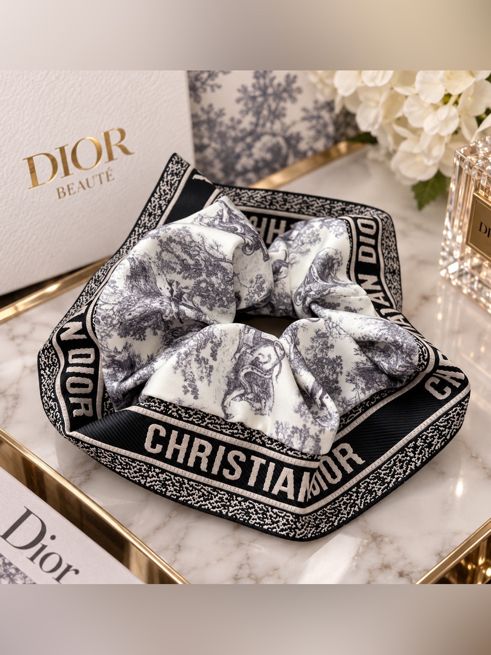 ✨ New 100% Silk Scrunchie – Dior Beauty Gift